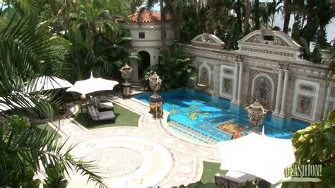 versace mansion tours